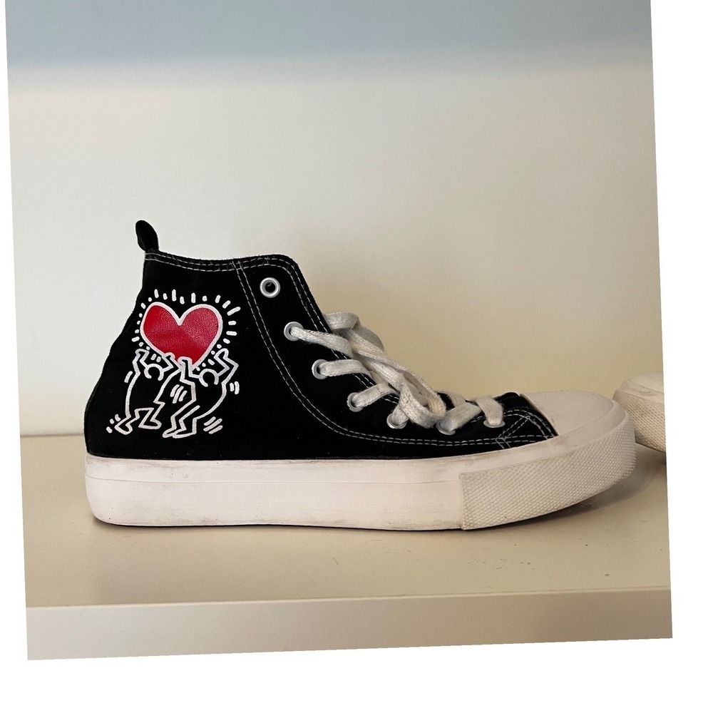 Keith Haring Pop Art High Top Canvas Sneakers Black Heart Men 4 women 6 converse